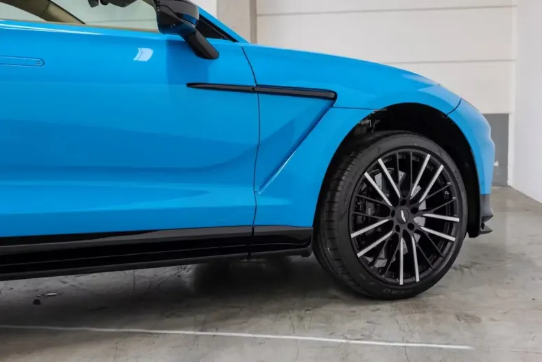 Aston Martin DBX din 2024 cu 9.200 km - oferta AST197527 - foto 23