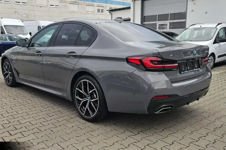 BMW 545 (Seria 5) din 2022 cu 60.670 km - oferta BMW197528 - foto 4