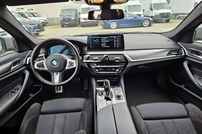 BMW 545 (Seria 5) din 2022 cu 60.670 km - oferta BMW197528 - foto 9