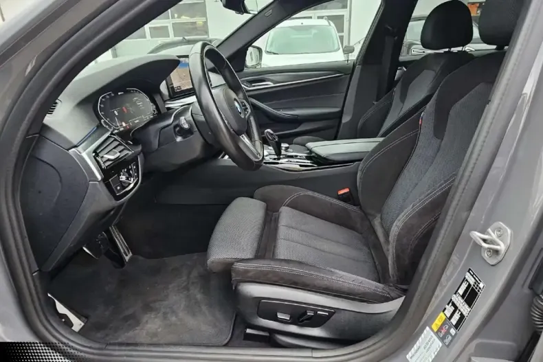 BMW 545 (Seria 5) din 2022 cu 60.670 km - oferta BMW197528 - foto 11