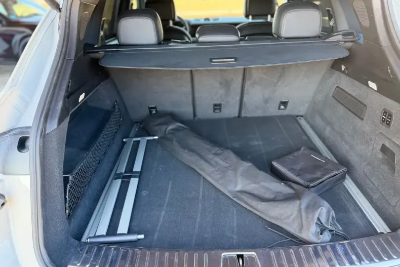 Porsche Cayenne din 2023 cu 69.250 km - oferta POR197529 - foto 9