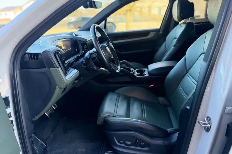 Porsche Cayenne din 2023 cu 69.250 km - oferta POR197529 - foto 11