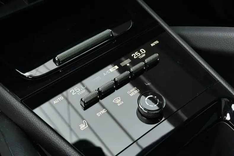 Porsche Cayenne din 2023 cu 87.650 km - oferta POR197532 - foto 13