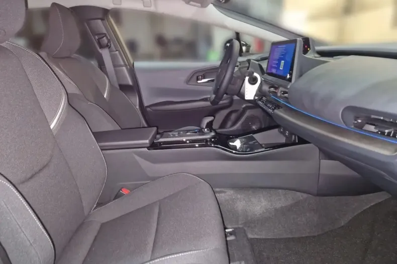 Toyota Prius din 2023 cu 4.500 km - oferta TOY197538 - foto 15