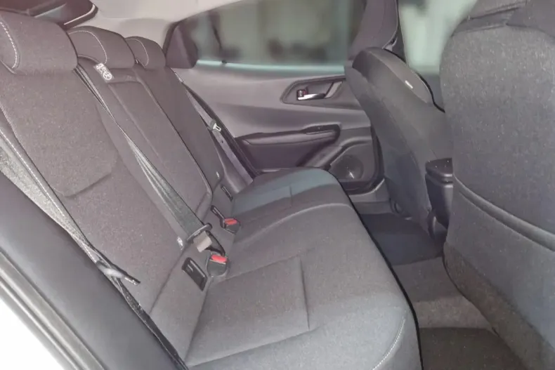 Toyota Prius din 2023 cu 4.500 km - oferta TOY197538 - foto 17