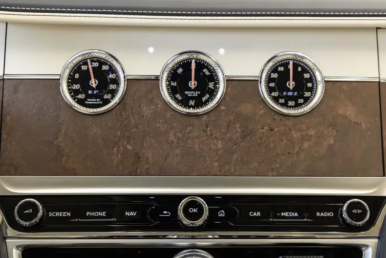 Bentley Flying Spur din 2025 cu 3.500 km - oferta BEN197540 - foto 16