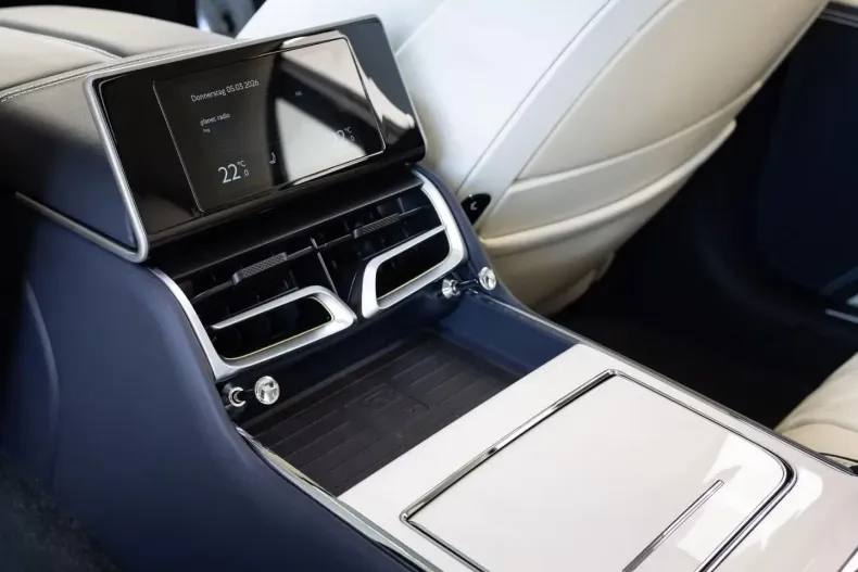 Bentley Flying Spur din 2025 cu 3.500 km - oferta BEN197540 - foto 17