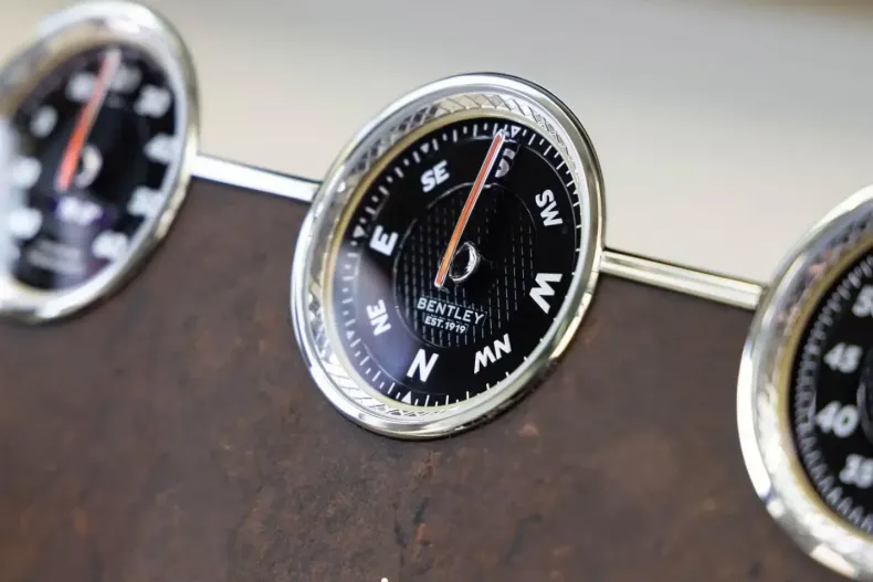 Bentley Flying Spur din 2025 cu 3.500 km - oferta BEN197540 - foto 25