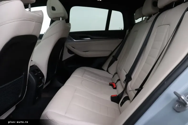 BMW X4 M (Seria X) din 2024 cu 11.975 km - oferta BMW197541 - foto 13