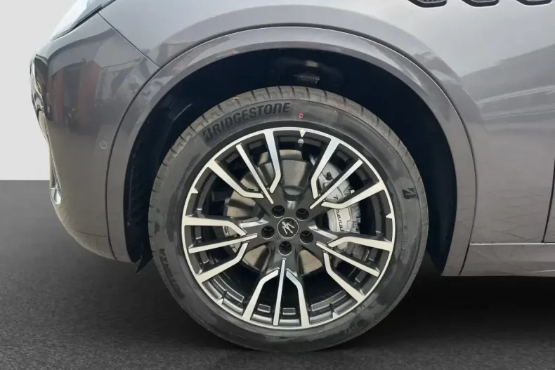 Maserati Grecale din 2026 cu 500 km - oferta MAS197542 - foto 19