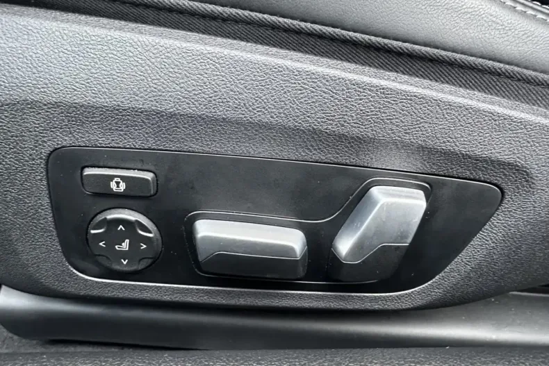 BMW 840 (Seria 8) din 2025 cu 22.729 km - oferta BMW197544 - foto 10