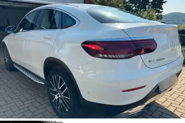 Mercedes-Benz GLC 300 (Clasa GLC) din 2022 cu 69.000 km - oferta MER197547 - foto 3