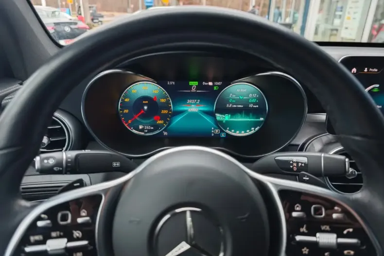 Mercedes-Benz GLC 300 (Clasa GLC) din 2022 cu 69.000 km - oferta MER197547 - foto 11