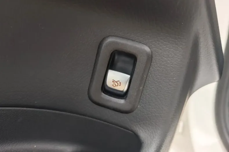 Mercedes-Benz GLC 300 (Clasa GLC) din 2022 cu 69.000 km - oferta MER197547 - foto 21