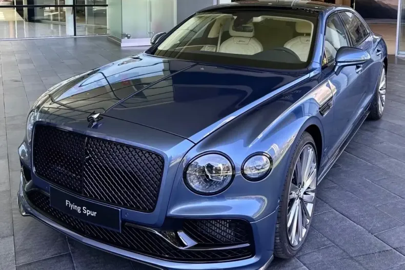 Bentley Flying Spur din 2026 cu 5 km - oferta BEN197553 - foto 3