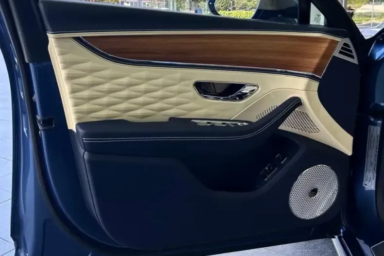 Bentley Flying Spur din 2026 cu 5 km - oferta BEN197553 - foto 17