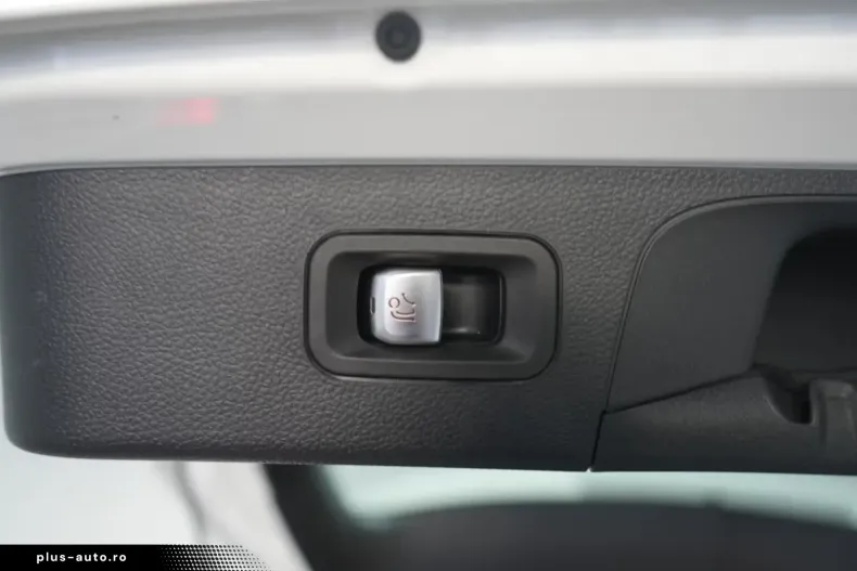 Mercedes-Benz GLC 300 (Clasa GLC) din 2022 cu 74.000 km - oferta MER197556 - foto 23