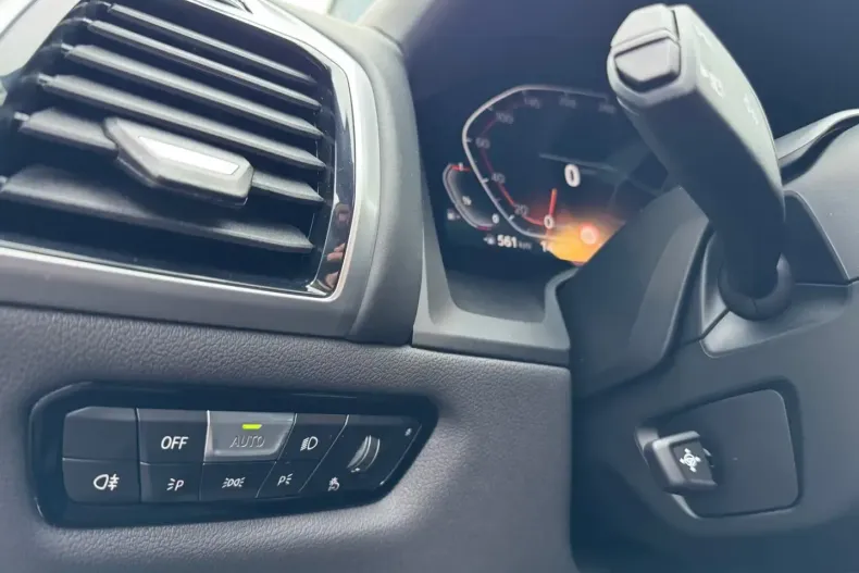 BMW 840 (Seria 8) din 2025 cu 20.315 km - oferta BMW197557 - foto 14