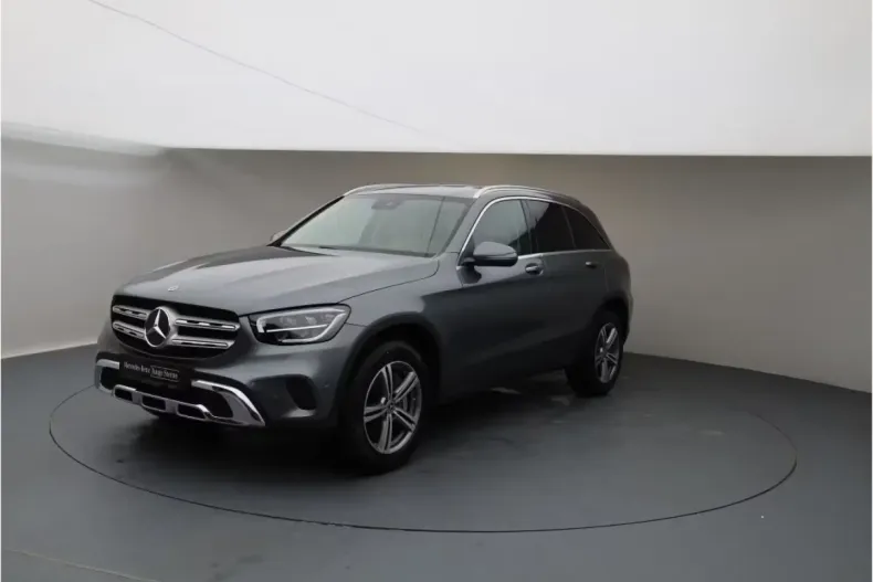 Mercedes-Benz GLC 300 (Clasa GLC) din 2022 cu 46.700 km - oferta MER197569 - foto 2