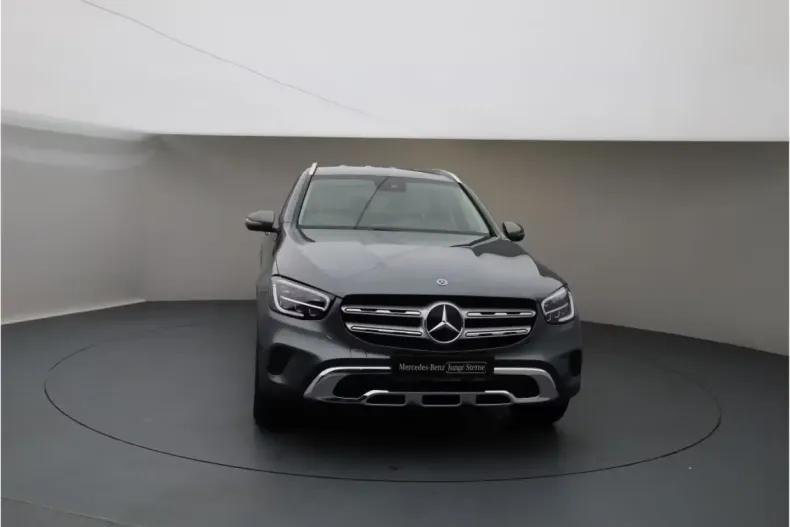Mercedes-Benz GLC 300 (Clasa GLC) din 2022 cu 46.700 km - oferta MER197569 - foto 3