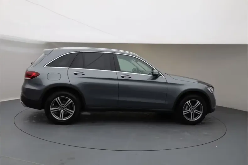 Mercedes-Benz GLC 300 (Clasa GLC) din 2022 cu 46.700 km - oferta MER197569 - foto 7