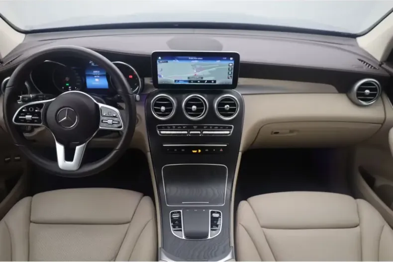 Mercedes-Benz GLC 300 (Clasa GLC) din 2022 cu 46.700 km - oferta MER197569 - foto 11