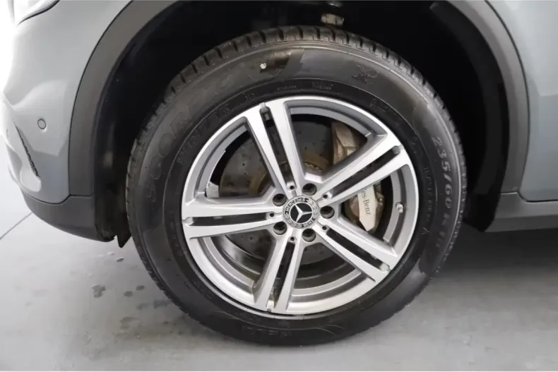 Mercedes-Benz GLC 300 (Clasa GLC) din 2022 cu 46.700 km - oferta MER197569 - foto 28