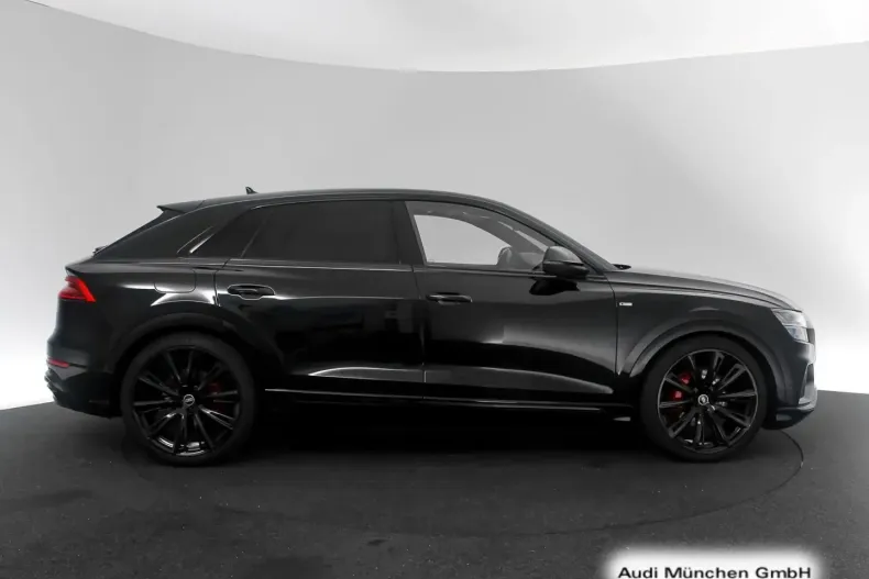 Audi Q8 din 2023 cu 62.950 km - oferta AUD197570 - foto 3