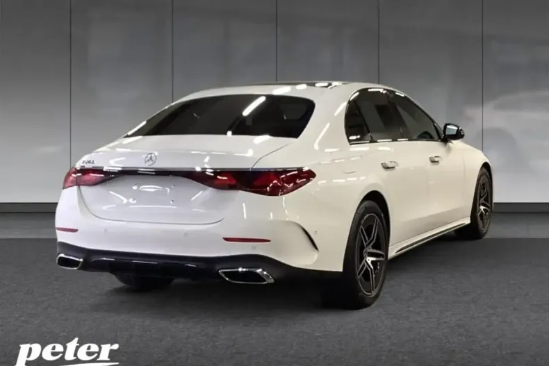 Mercedes-Benz E 200 (Clasa E) din 2025 cu 24.000 km - oferta MER197572 - foto 4