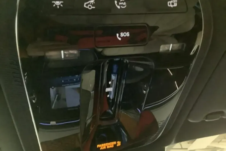 Mercedes-Benz E 200 (Clasa E) din 2025 cu 24.000 km - oferta MER197572 - foto 17