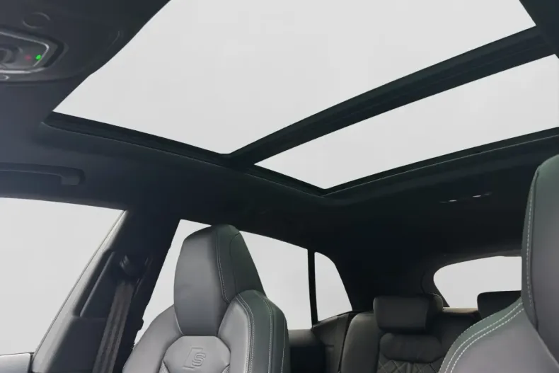 Audi Q8 din 2023 cu 80.376 km - oferta AUD197573 - foto 15