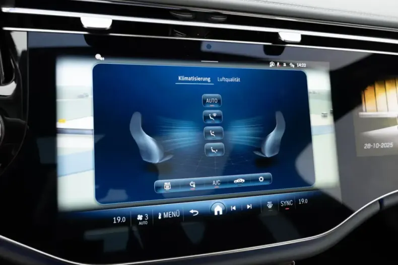 Mercedes-Benz E 200 (Clasa E) din 2025 cu 11.450 km - oferta MER197576 - foto 16