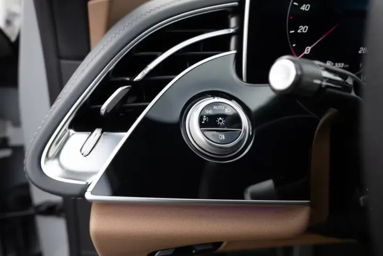 Mercedes-Benz E 200 (Clasa E) din 2025 cu 27.131 km - oferta MER197577 - foto 7