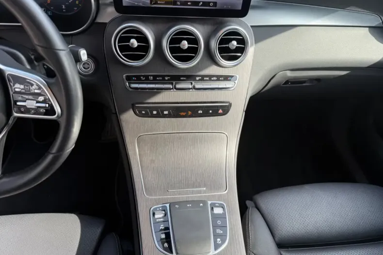 Mercedes-Benz GLC 220 (Clasa GLC) din 2022 cu 63.250 km - oferta MER197578 - foto 12