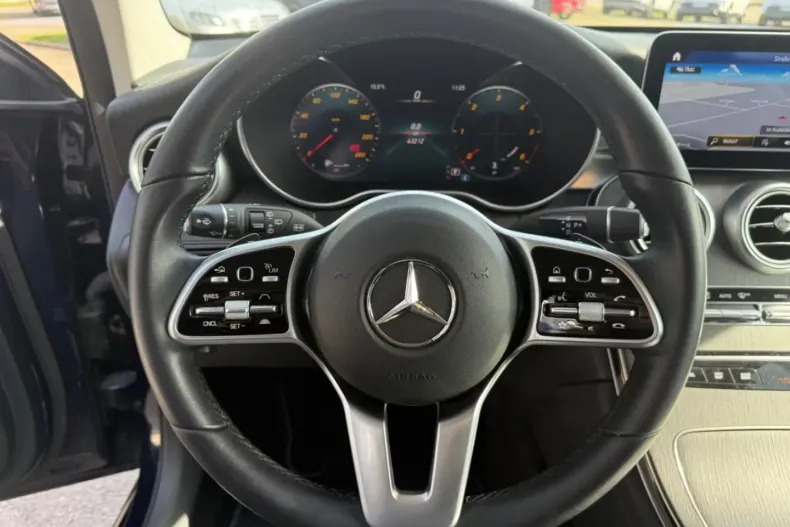 Mercedes-Benz GLC 220 (Clasa GLC) din 2022 cu 63.250 km - oferta MER197578 - foto 13