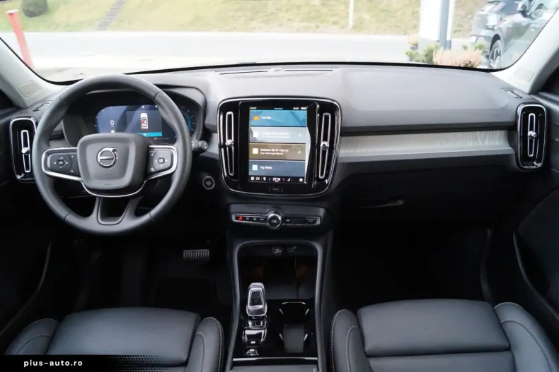 Volvo XC40 din 2025 cu 21.885 km - oferta VOL197580 - foto 10