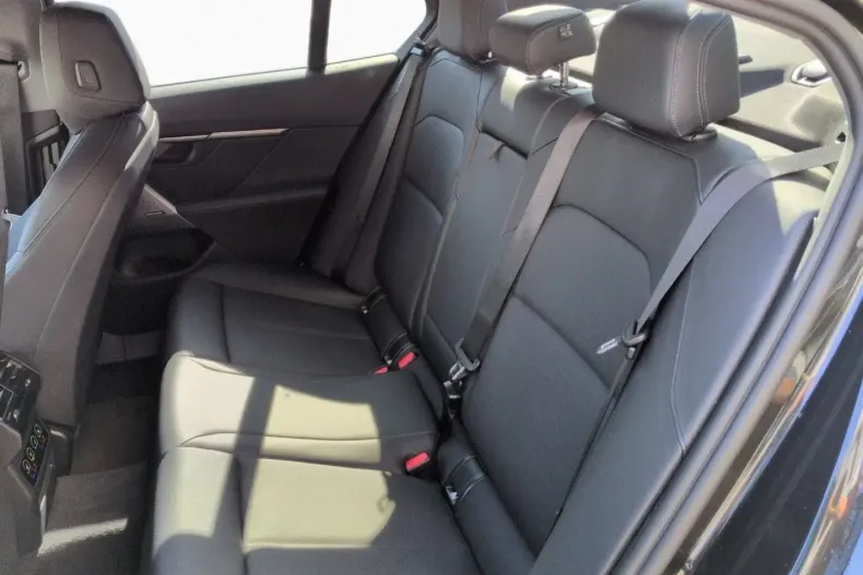 BMW 520 (Seria 5) din 2024 cu 37.345 km - oferta BMW197583 - foto 9