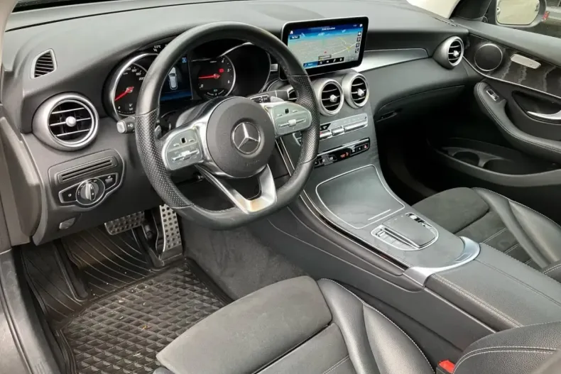 Mercedes-Benz GLC 300 (Clasa GLC) din 2022 cu 79.366 km - oferta MER197584 - foto 4