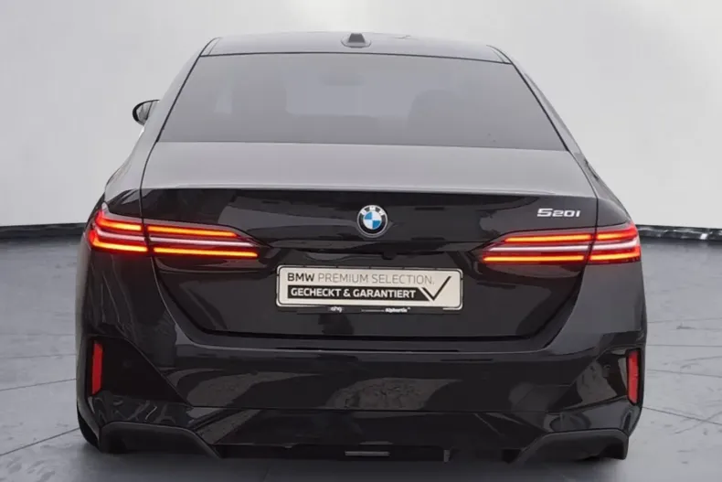 BMW 520 (Seria 5) din 2025 cu 17.727 km - oferta BMW197585 - foto 4