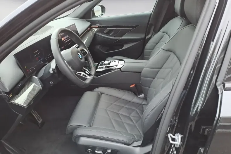 BMW 520 (Seria 5) din 2025 cu 17.727 km - oferta BMW197585 - foto 7