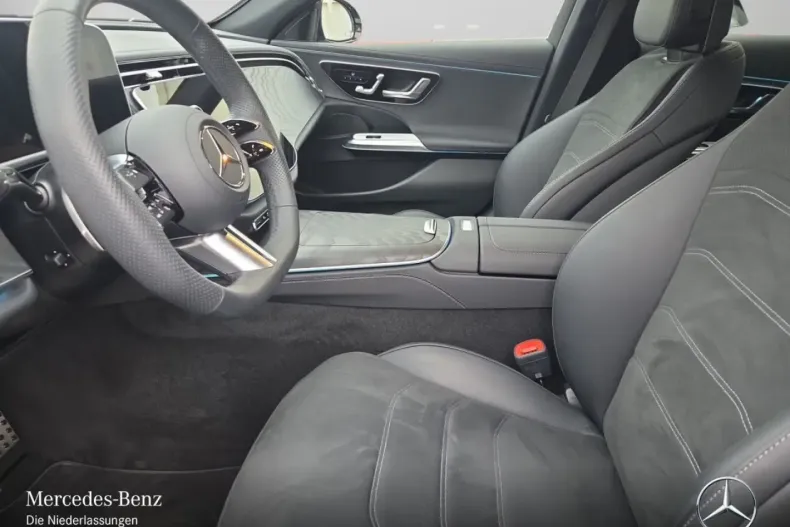 Mercedes-Benz E 300 (Clasa E) din 2025 cu 11.759 km - oferta MER197586 - foto 8