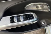 Mercedes-Benz E 200 (Clasa E) din 2025 cu 3.321 km - oferta MER197587 - foto 12