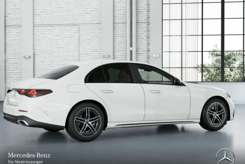 Mercedes-Benz E 200 (Clasa E) din 2025 cu 12.127 km - oferta MER197588 - foto 14