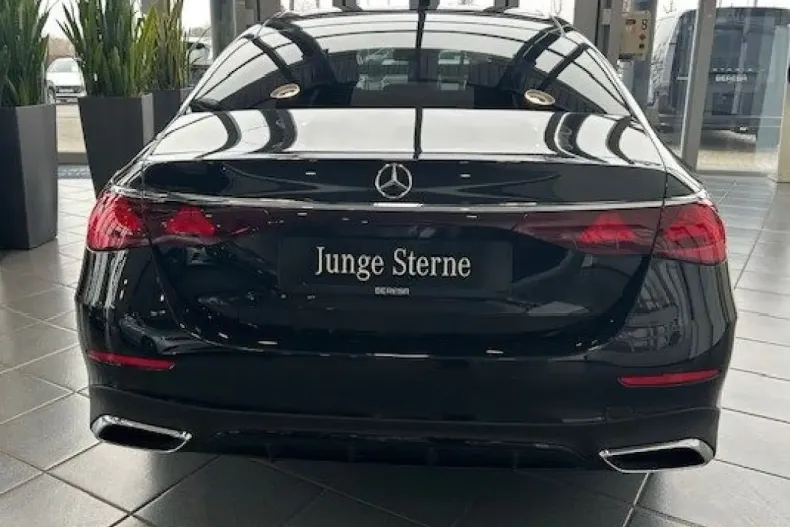 Mercedes-Benz E 200 (Clasa E) din 2025 cu 9.200 km - oferta MER197596 - foto 6
