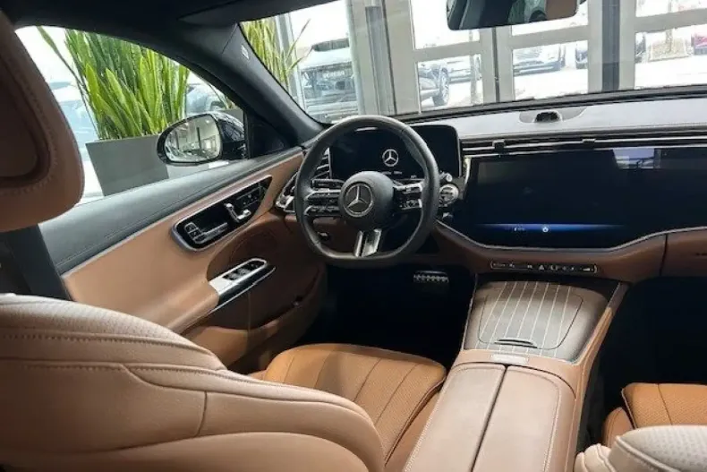 Mercedes-Benz E 200 (Clasa E) din 2025 cu 9.200 km - oferta MER197596 - foto 12