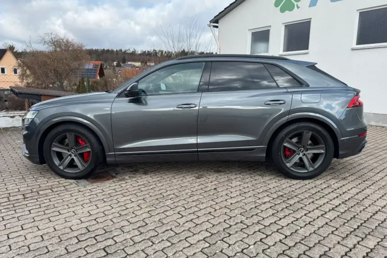 Audi Q8 din 2022 cu 88.300 km - oferta AUD197600 - foto 8
