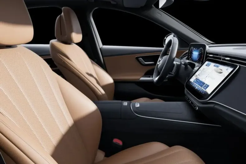 Mercedes-Benz E 220 (Clasa E) din 2024 cu 19.540 km - oferta MER197602 - foto 11