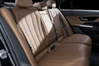 Mercedes-Benz E 220 (Clasa E) din 2024 cu 19.540 km - oferta MER197602 - foto 12