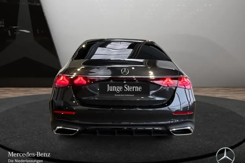 Mercedes-Benz E 200 (Clasa E) din 2025 cu 10.041 km - oferta MER197605 - foto 6