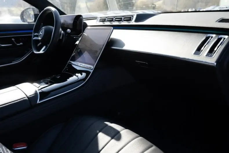 Mercedes-Benz S 350 (Clasa S) din 2024 cu 9.979 km - oferta MER197610 - foto 2